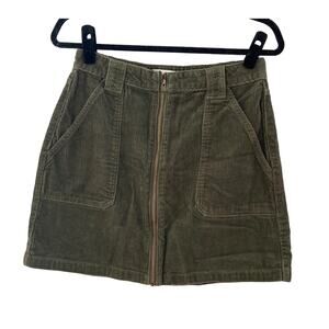 Hollister Ultra High-Rise Corduroy Mini Skirt Junior's 7 Olive Green Full Zip Up